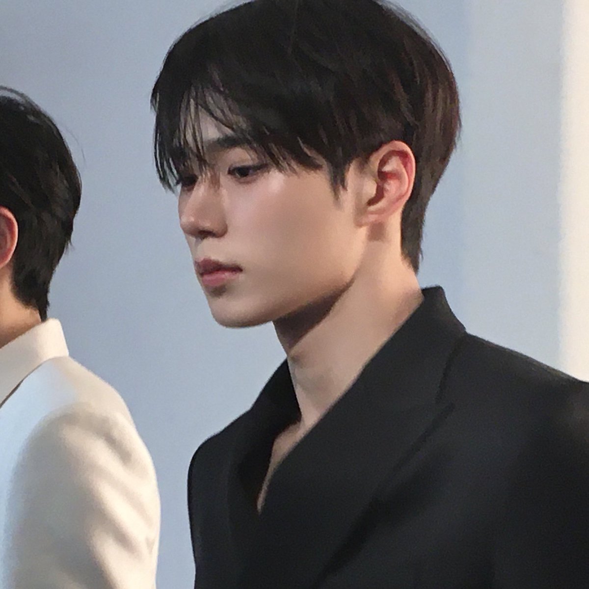 김준서 얼굴 tweet media