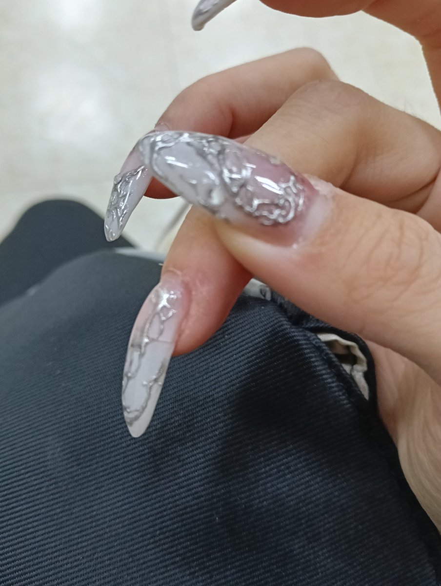 鶴舞舞🦩 tweet media