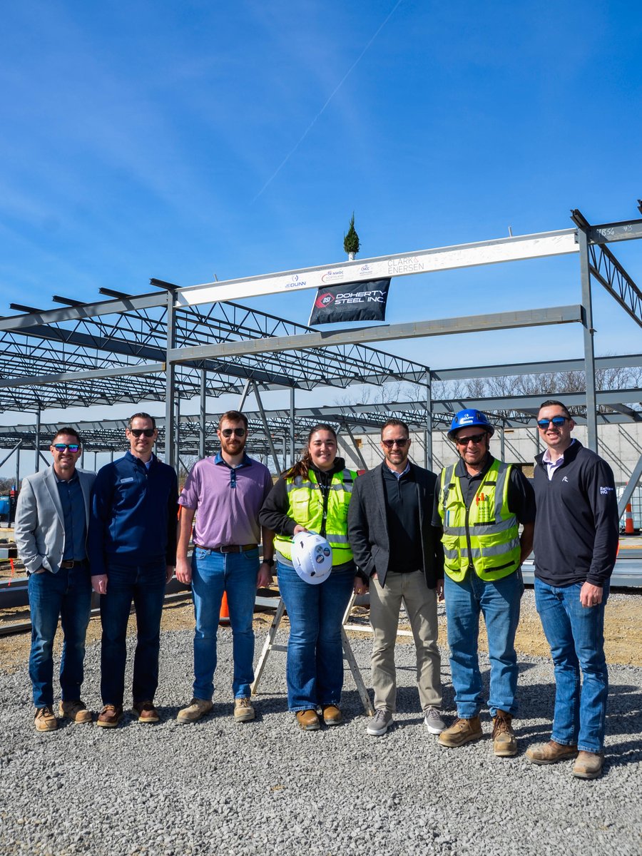 JE Dunn Construction tweet media