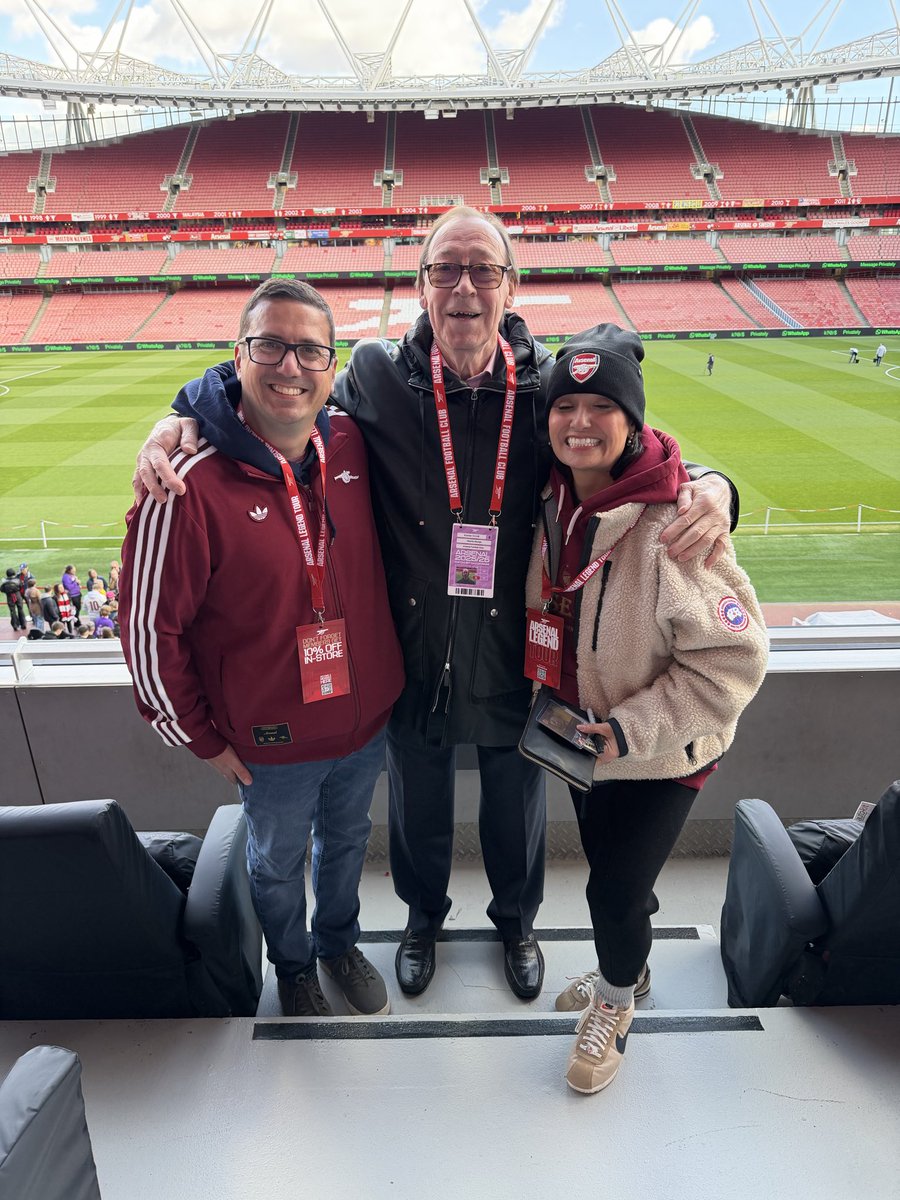 Drock11316's tweet photo. @Arsenal_rep1 Hello, let’s test the theory at 100, let’s make it 400?! Name the legend! https://t.co/OQf4khqMCm