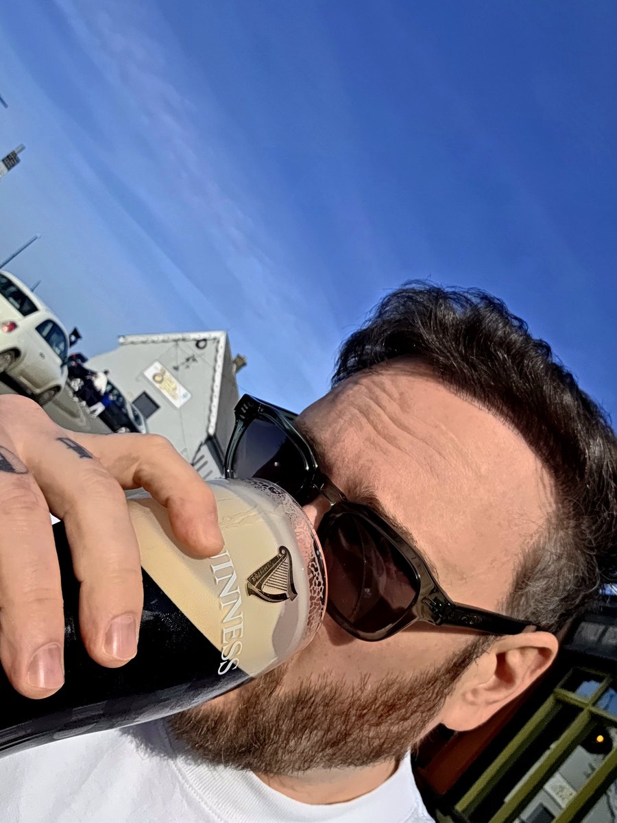 Very AFK tweet media