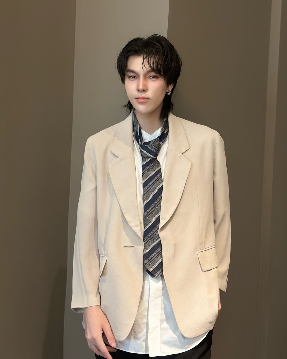 Starforgeoffice's tweet photo. ภาพบรรยากาศ น้องเสื้อกั๊ก เข้าร่วมรับชมการประกวด Manhunt Thailand 2026 รอบ Final ที่ CDC Ballroom เมื่อวันที่ 14 มีนาคม ที่ผ่านมา 

#StarForgeArtist2026 
#StarForgeEntertainment https://t.co/3wot2mGE6I