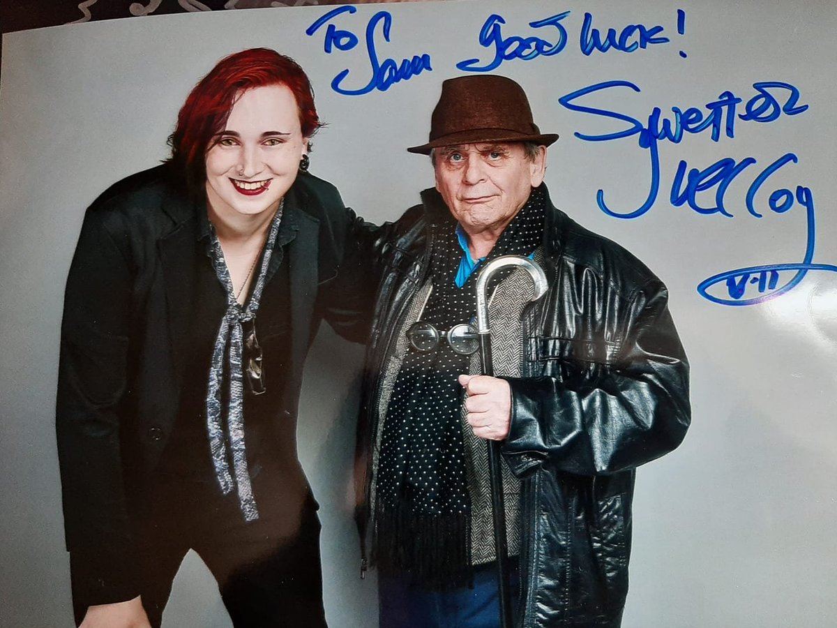 Dimmeh Looming tweet media