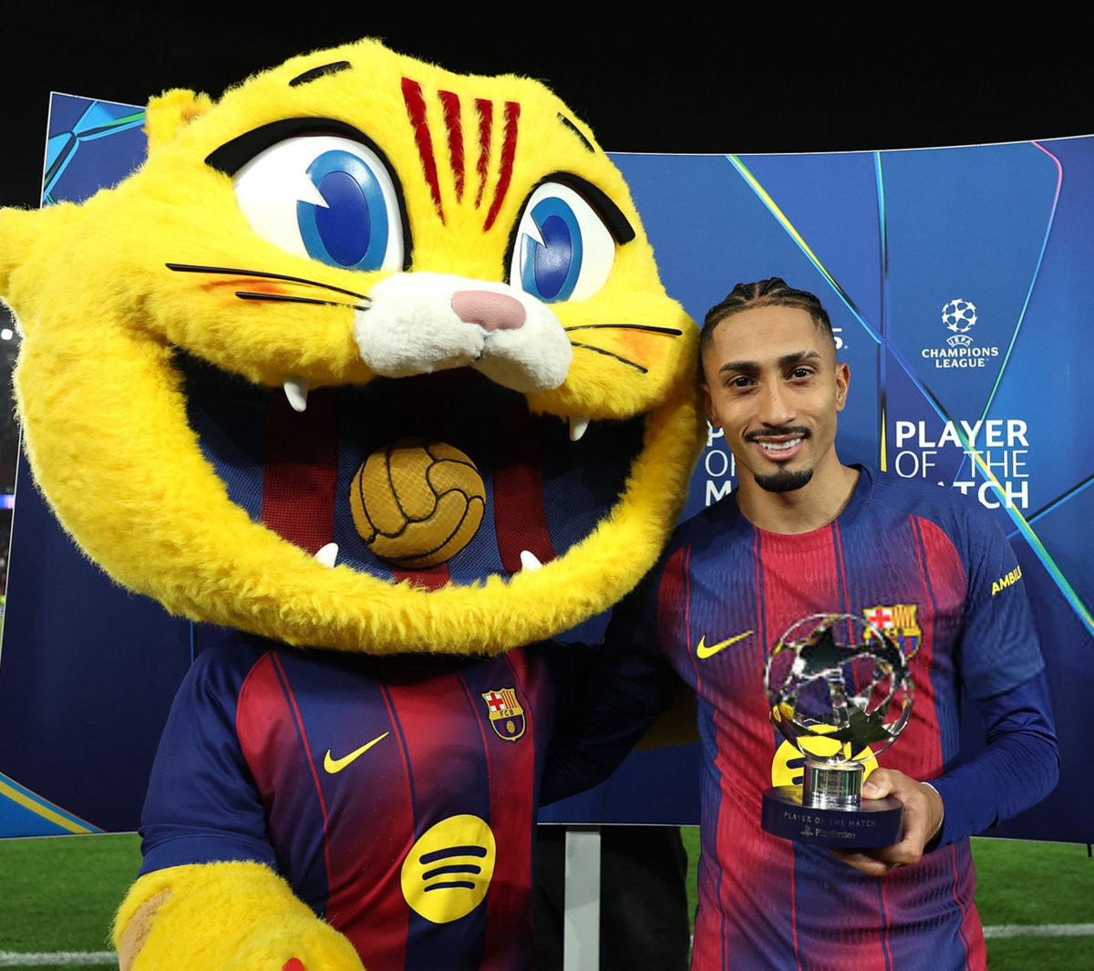 FCB World tweet media