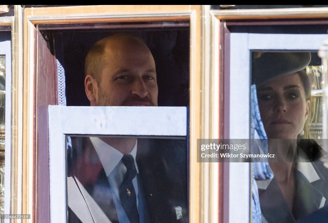 Carmella tweet media