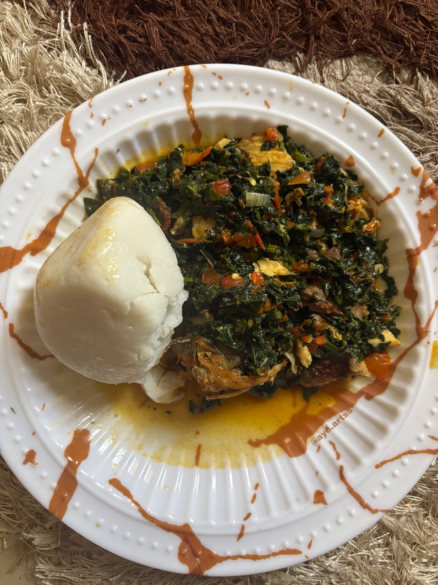 Miss.ayo.artss tweet media