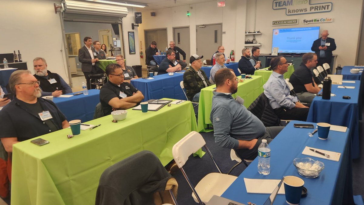 Label & Narrow Web tweet media