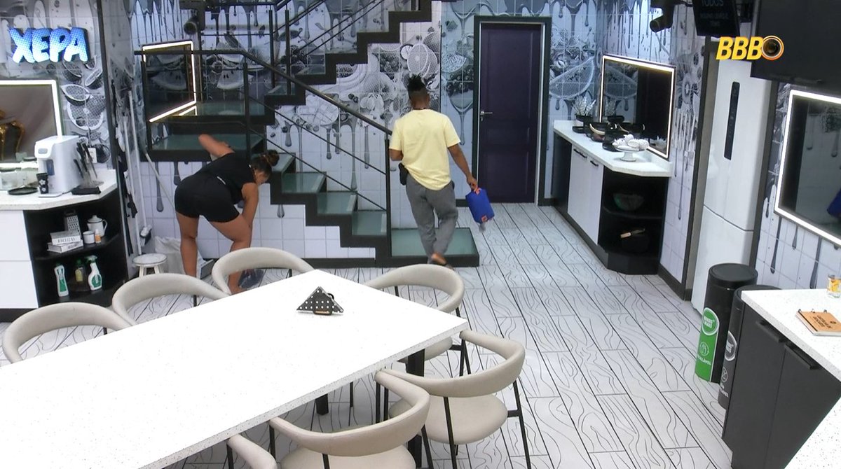 Central Reality tweet media