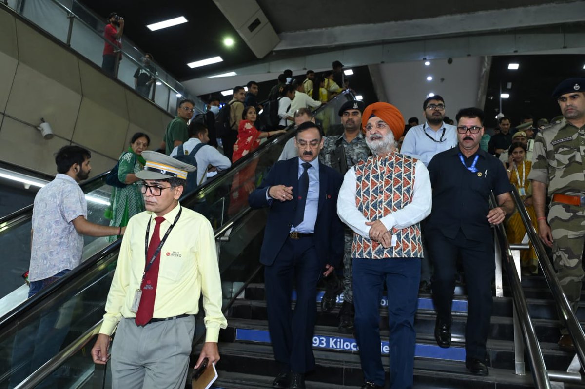 Lok Niwas Delhi 🇮🇳 tweet media