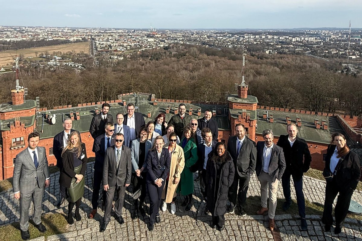 SelectUSA tweet media