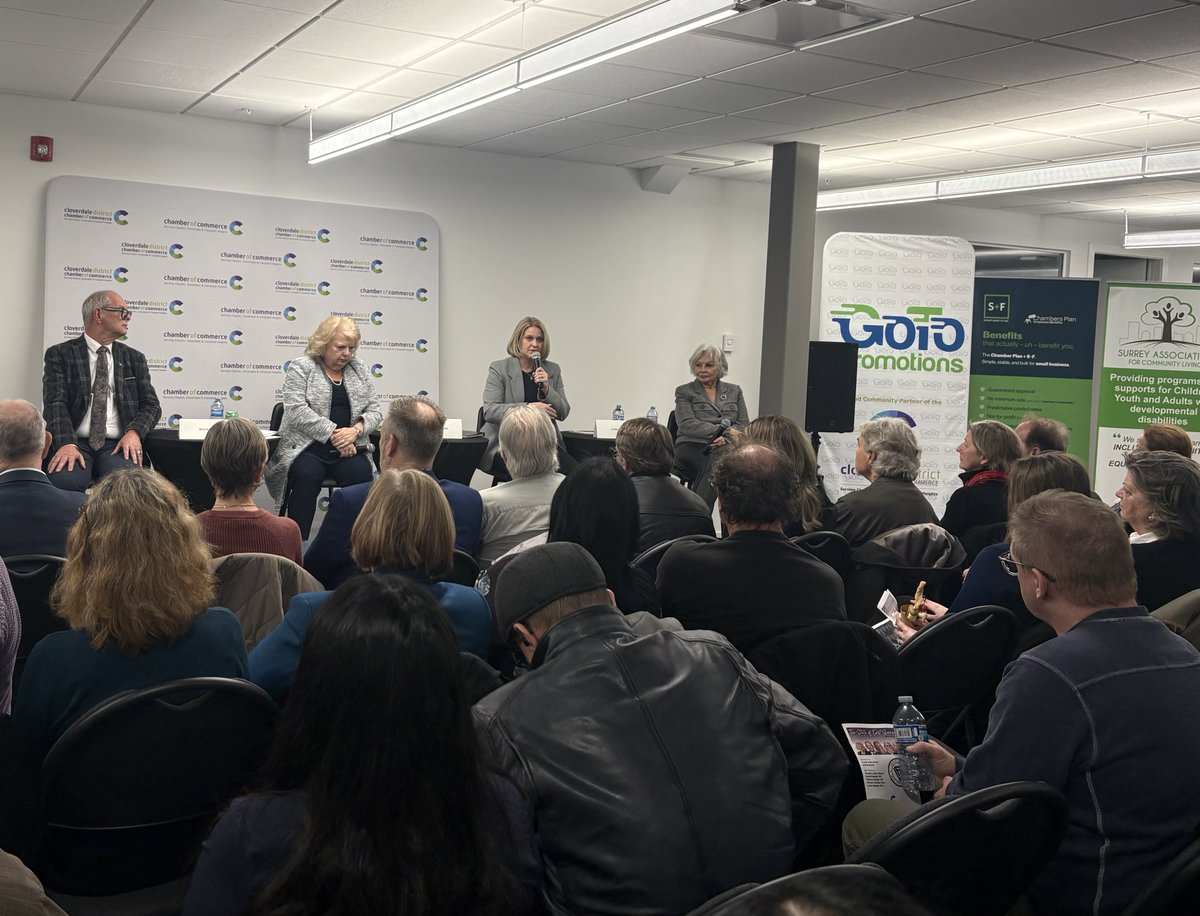 elenoresturko's tweet photo. Great turnout for the State of East Surrey event last night. 

Thank you to all the other elected representatives as well as the Cloverdale Chamber of Commerce for organizing and hosting. @CloverdaleCOC https://t.co/QzF00lKSXN
