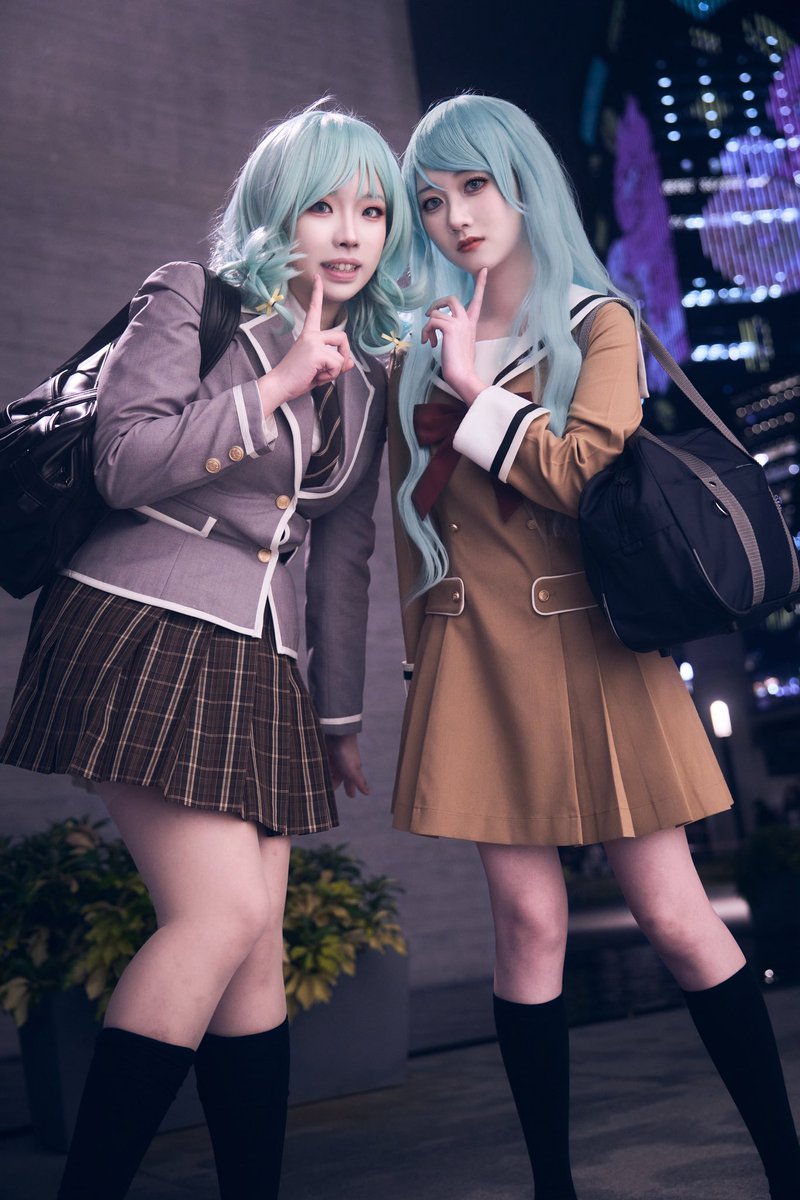 kuro_neko_cos_'s tweet photo. バンドリ コスプレ

日菜ちゃん、紗夜さん
お誕生日おめでとう🎂

氷川日菜 @acecerium 
氷川紗夜 @kuro_neko_cos_ 

📷 @/feliaphotography (インスタ)

#バンドリ 
#氷川日菜 
#氷川日菜生誕祭2026 
#氷川日菜誕生祭2026 
#氷川紗夜 
#氷川紗夜生誕祭2026 
#氷川紗夜誕生祭2026 https://t.co/LWVQN1FdcH