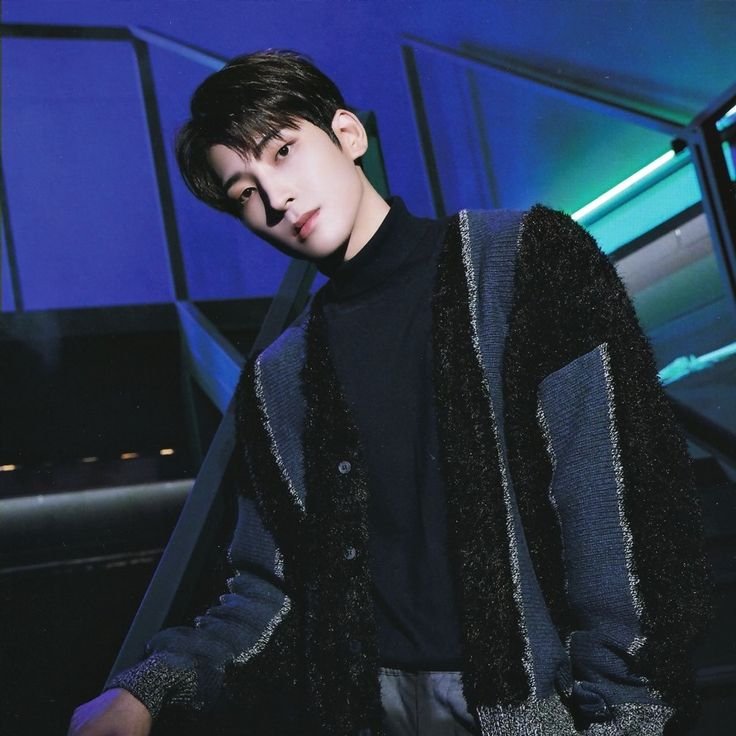 How many days until OT13 SVT return? tweet media