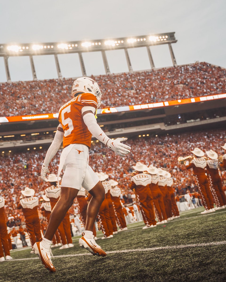 Texas Football tweet media