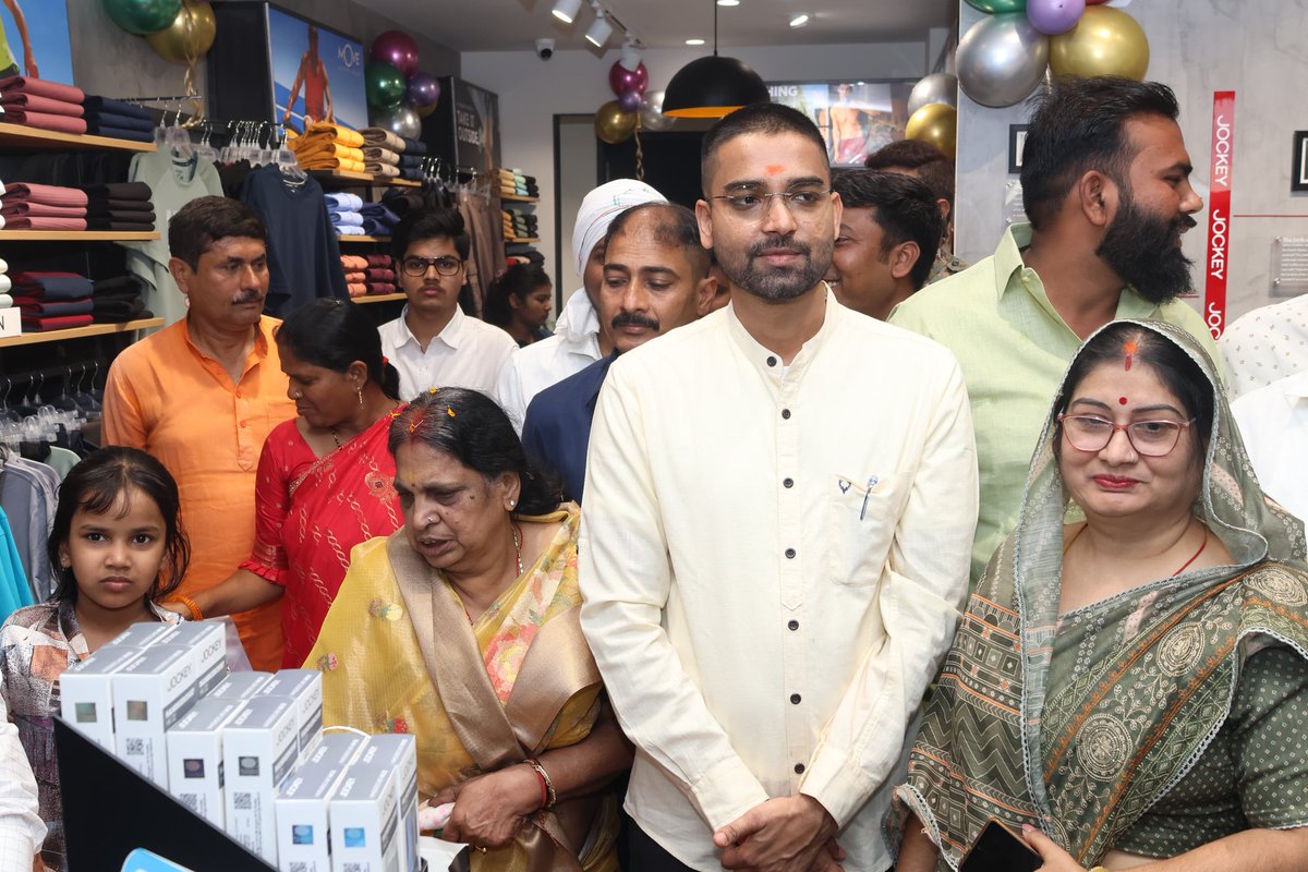 Deepak Prakash tweet media