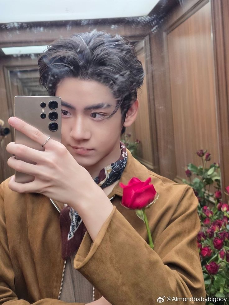 𝝑𝑒 tweet media