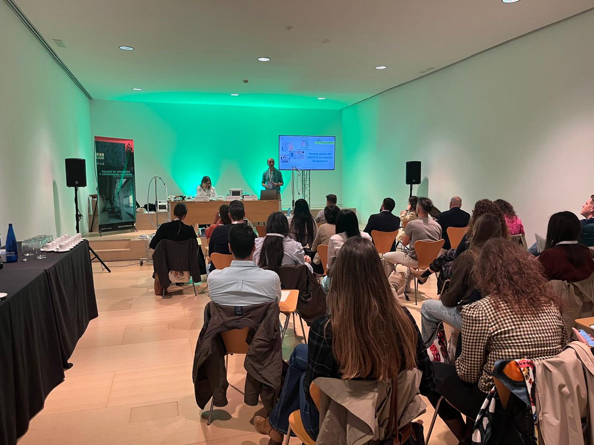 anemerida's tweet photo. @Neumosur Esta mañana con diferentes actividades precongreso sobre Neumología intervencionista y  manejo global y herramientas en el destete de Soportes Respiratorios https://t.co/aTwhmp5f2G