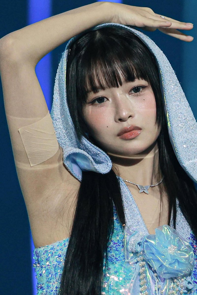 K. Gallery tweet media