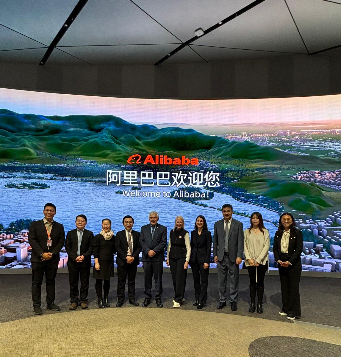 Diplomatie Parl tweet media