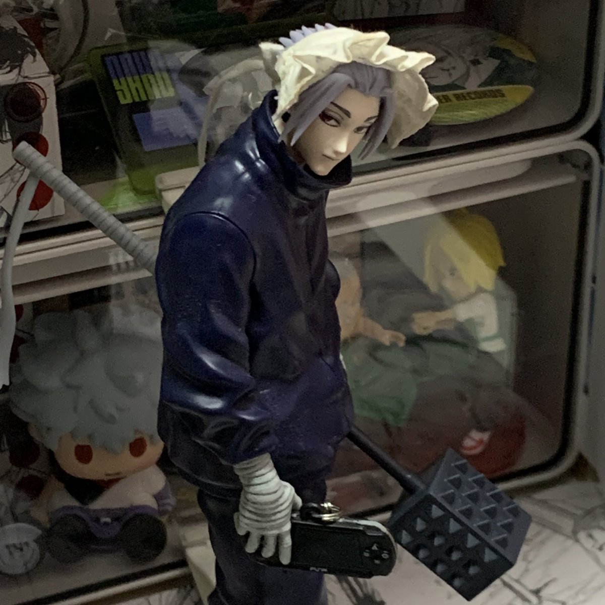 :น้องเมดร้านนี้มันจะต่อยลูกค้าป้ะวะ
🎮:ต่อยครับ