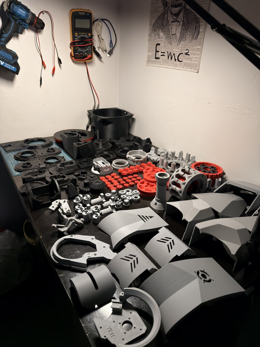 ‎Khalifa tweet media