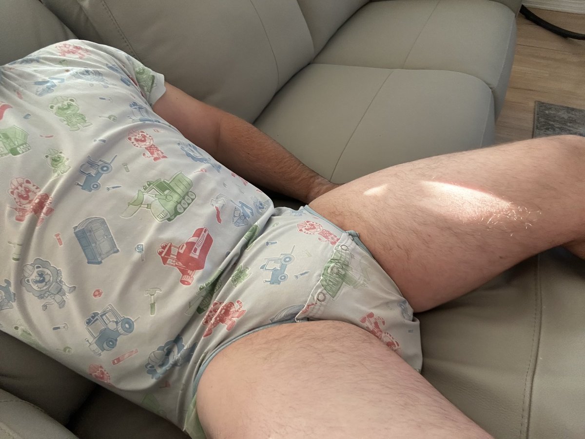 DiaperBoy tweet media
