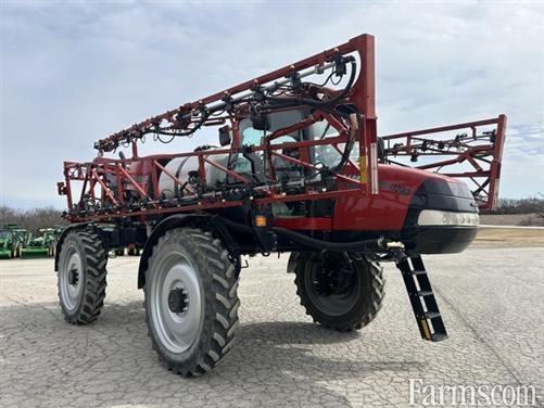 FarmsNews's tweet image. 2018 Case IH Patriot 3240 🔻

100-foot boom with leveling, 20-inch nozzle spacing, premium cab, guidance ready, hydraulic tread adjust, traction control, and more.

usfarmer.com/chemical-and-f…

#Sprayer @HeritageTractor