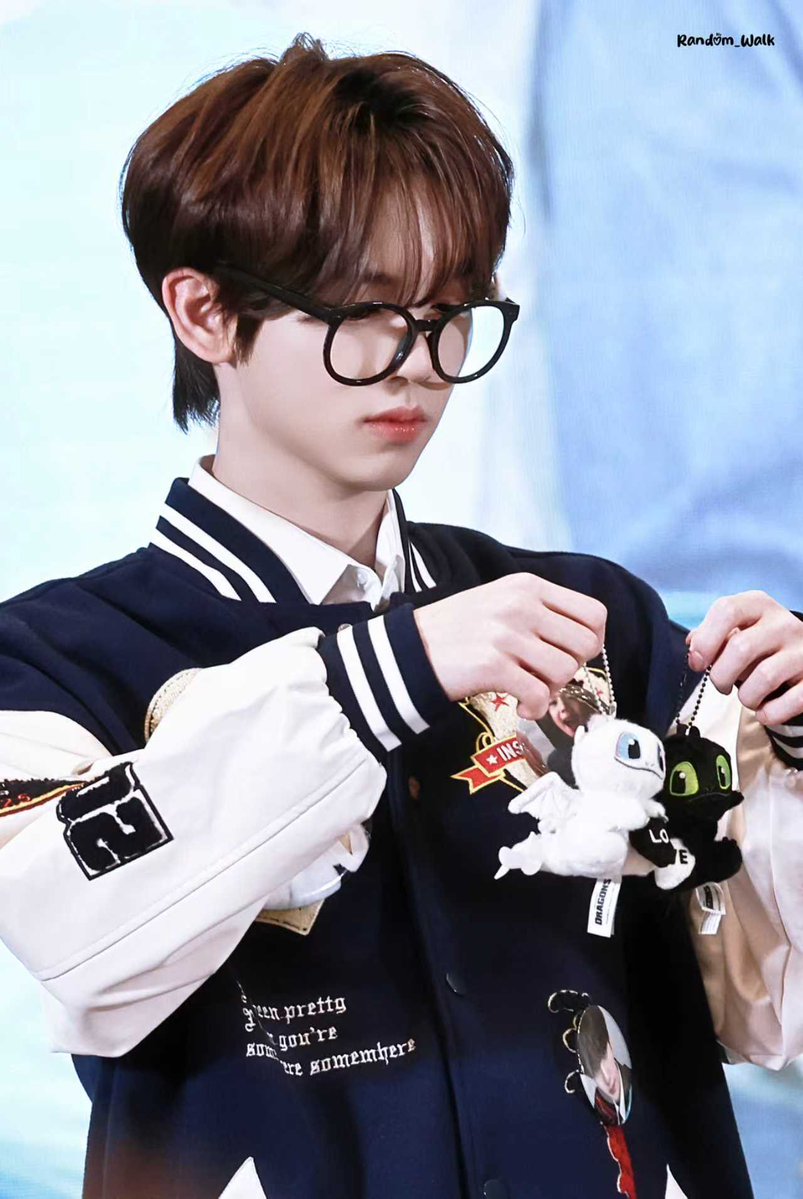 Randomwalk tweet media