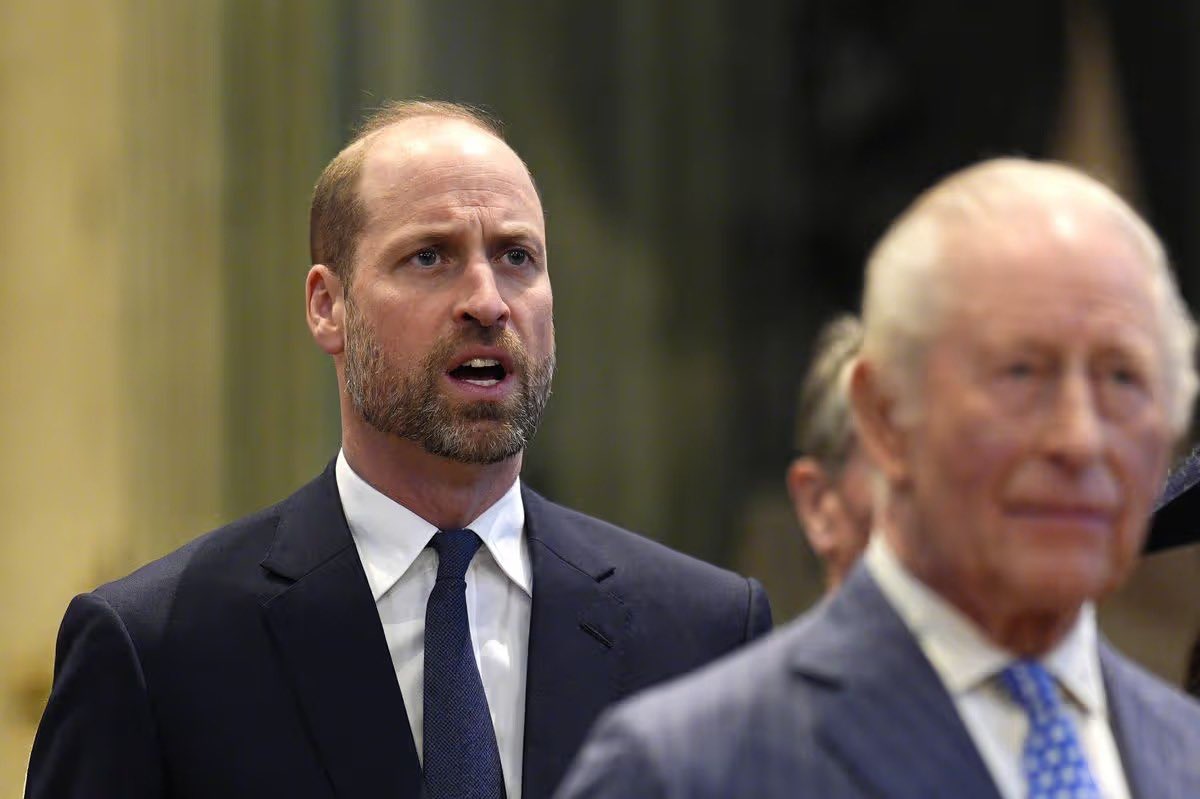 Coyoteband2's tweet photo. #EpsteinCoverup #EpsteinPedoFiles
#EpsteinDistractions #EpsteinFiles #PrinceAndrew #PrinceWilliam #Royalfamily #epstein #katemiddleton #queencamilla
#JUSTICEFORVIRGINIA https://t.co/3fECTRsWPJ