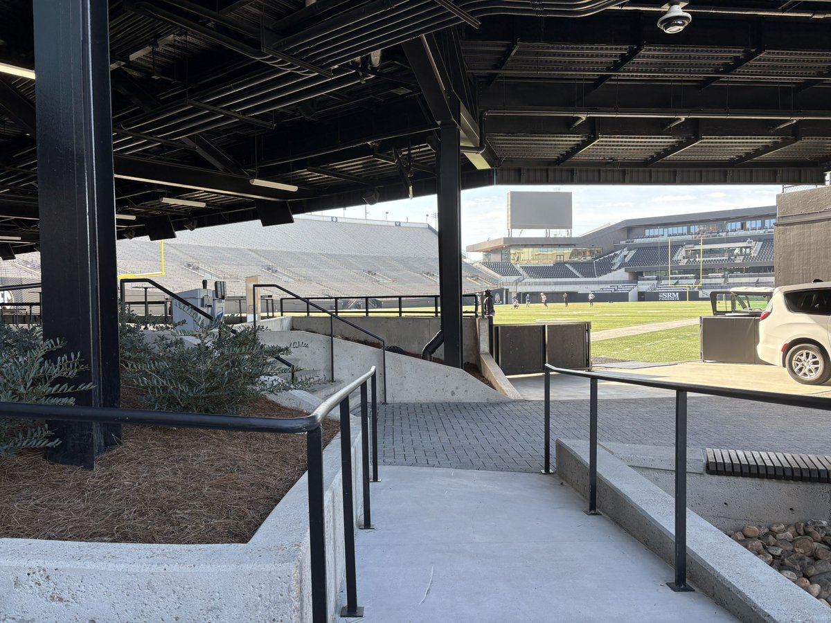 Emma’s Ground Guide tweet media