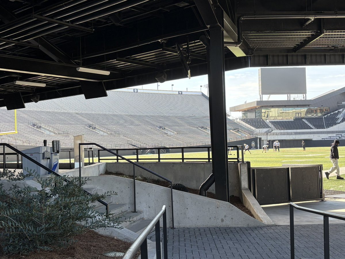 Emma’s Ground Guide tweet media