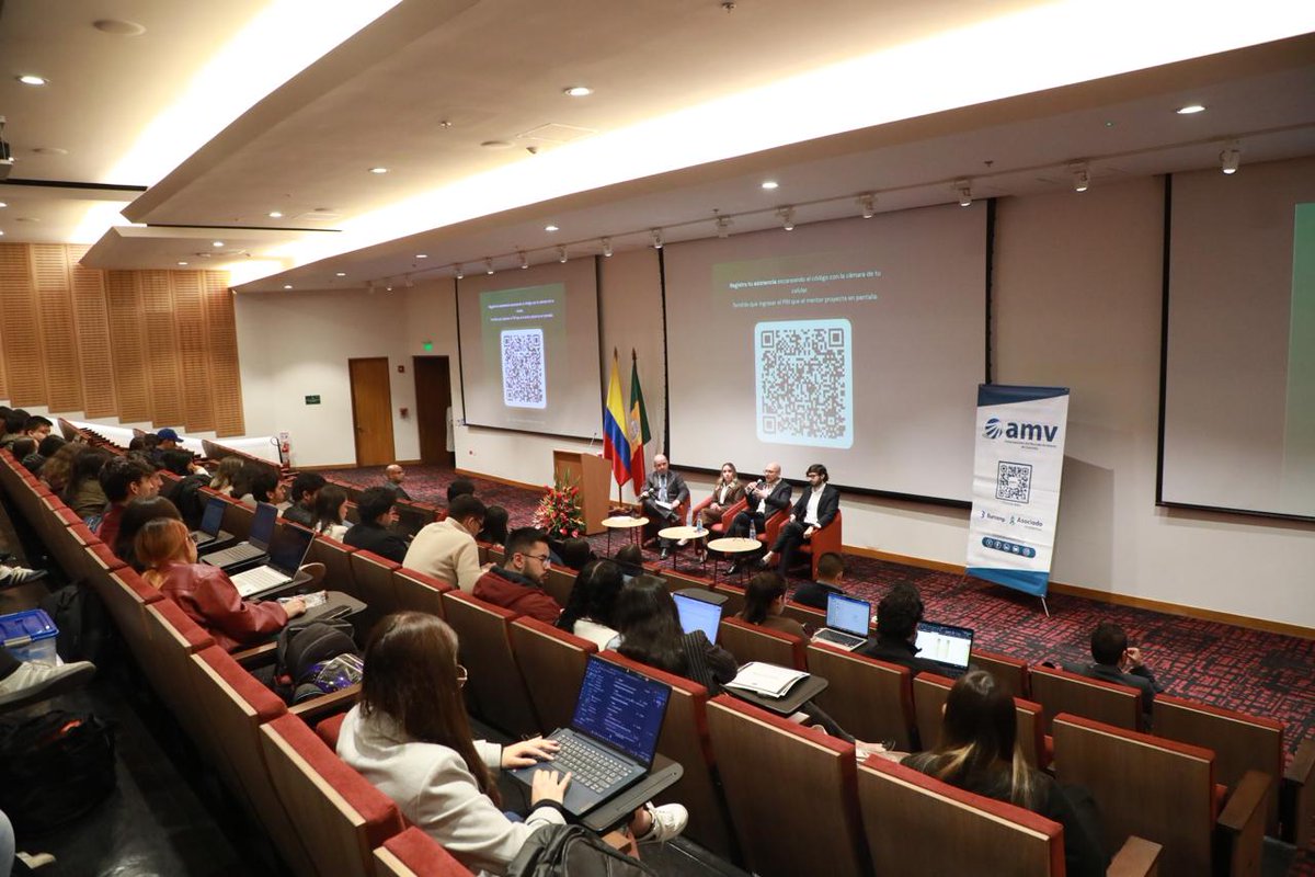 U.Externado tweet media