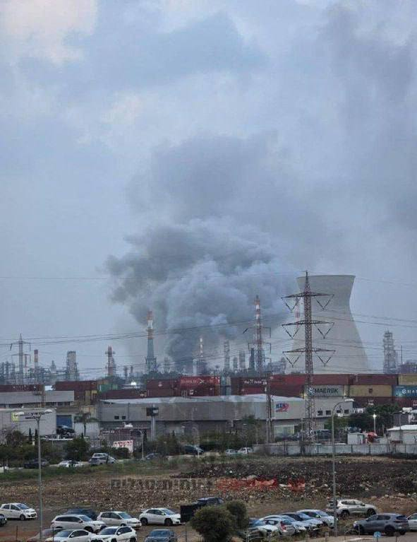 🚨⚡️ عـاجـل:

إيران تستهدف كهرباء حيفا إسرائيل لأول مرة.