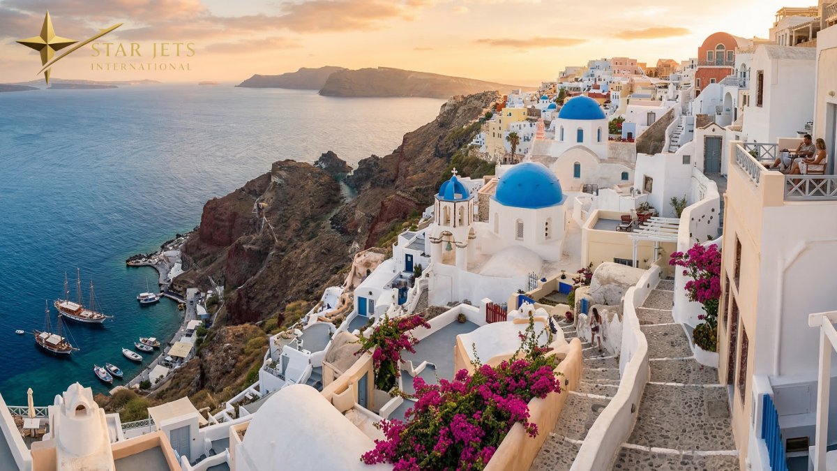 starjets_intl's tweet photo. White villages carved into cliffs.
Endless blue stretching across the Aegean.

The Greek Islands have a way of slowing time, where mornings begin with sea views and evenings end with sunsets over the water.

Some destinations simply deserve to be experienced without the rush. https://t.co/maZUQNR84T
