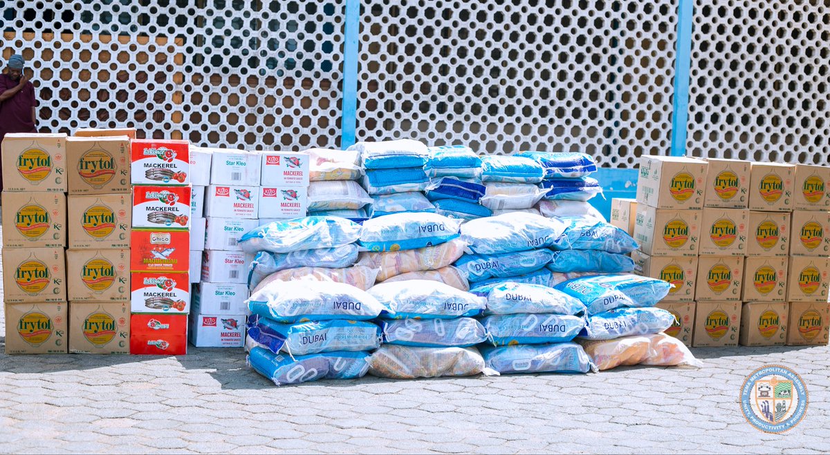 Ebi Bright tweet media