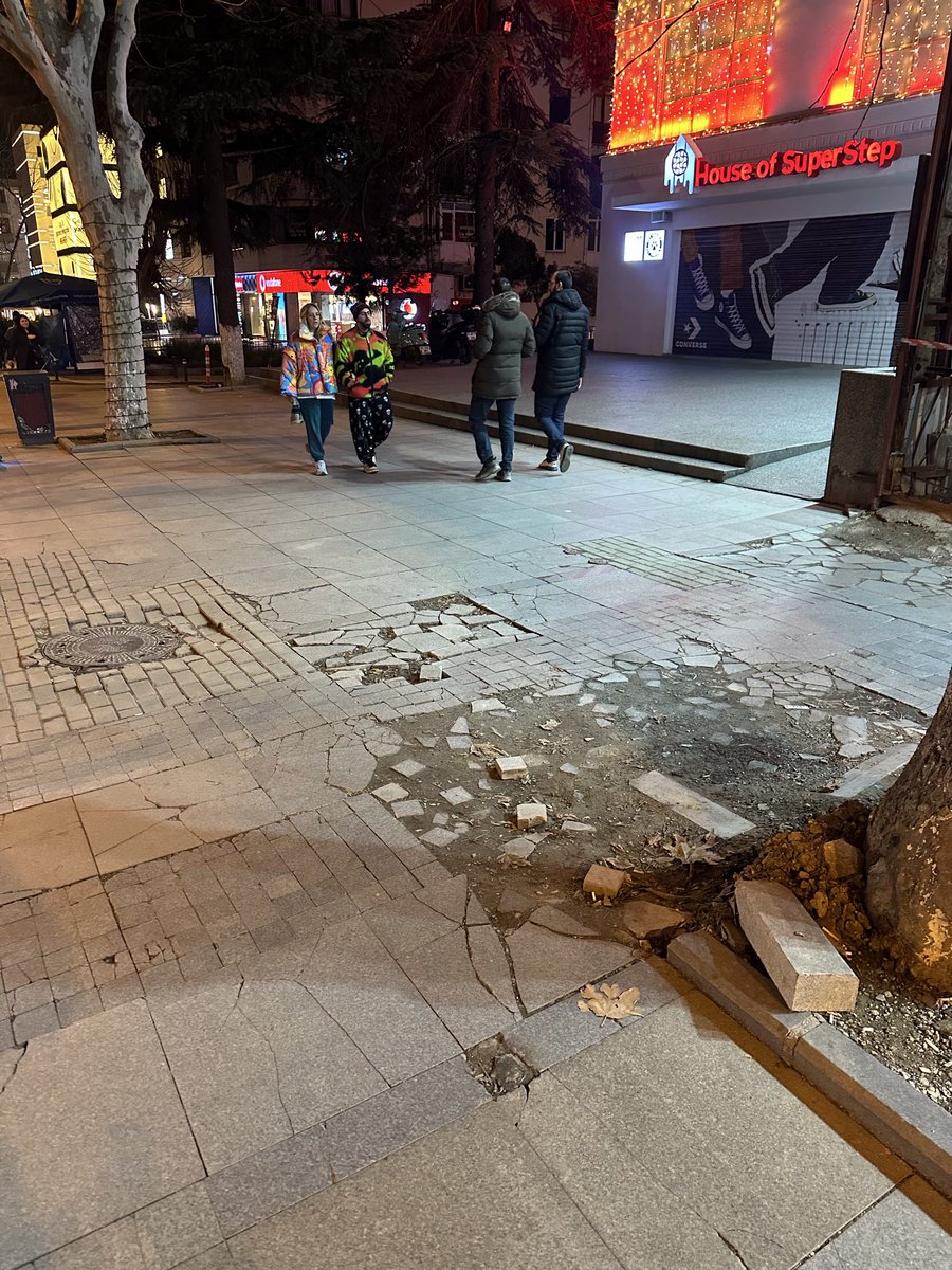 Oytun ES tweet media