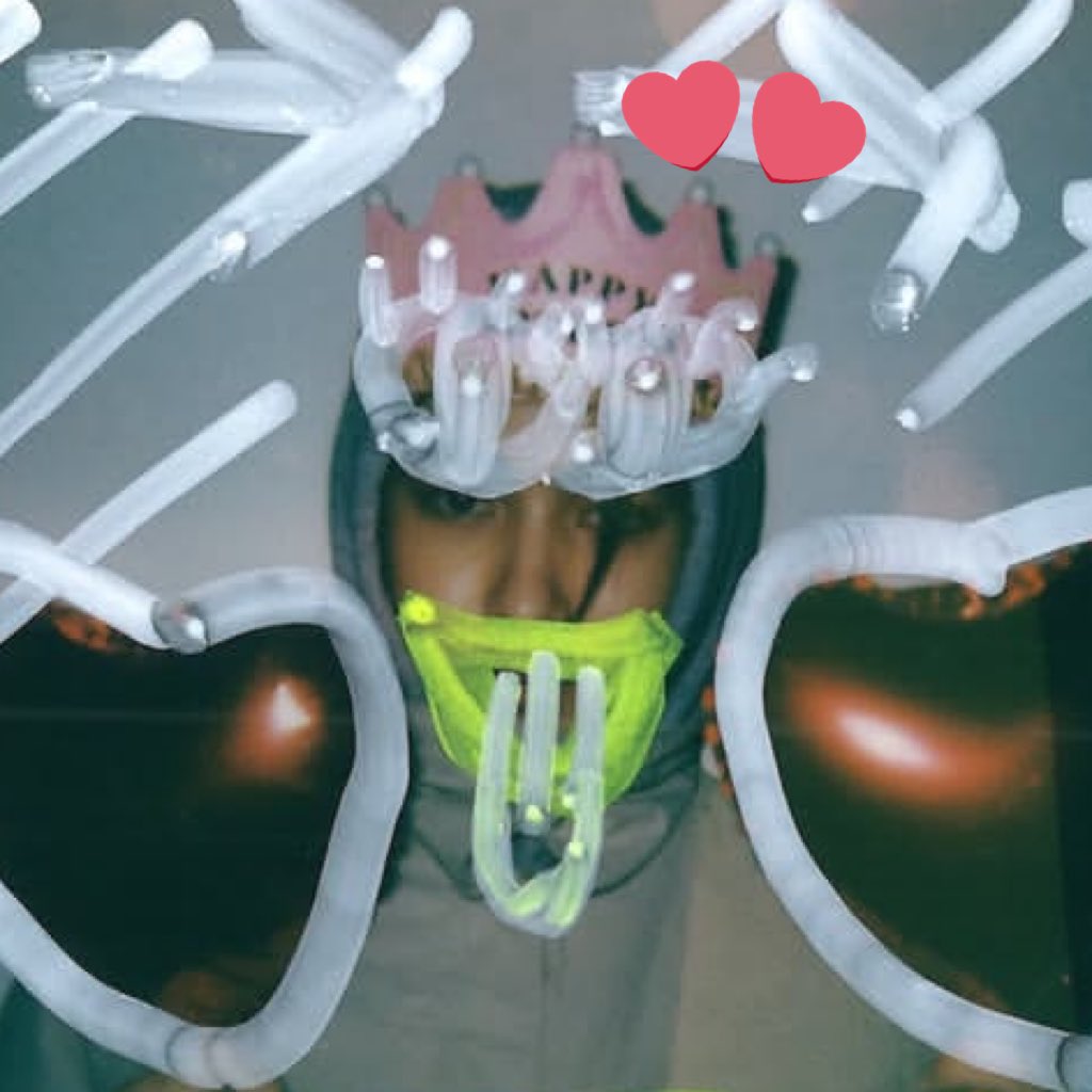 𝑺ecaa tweet media