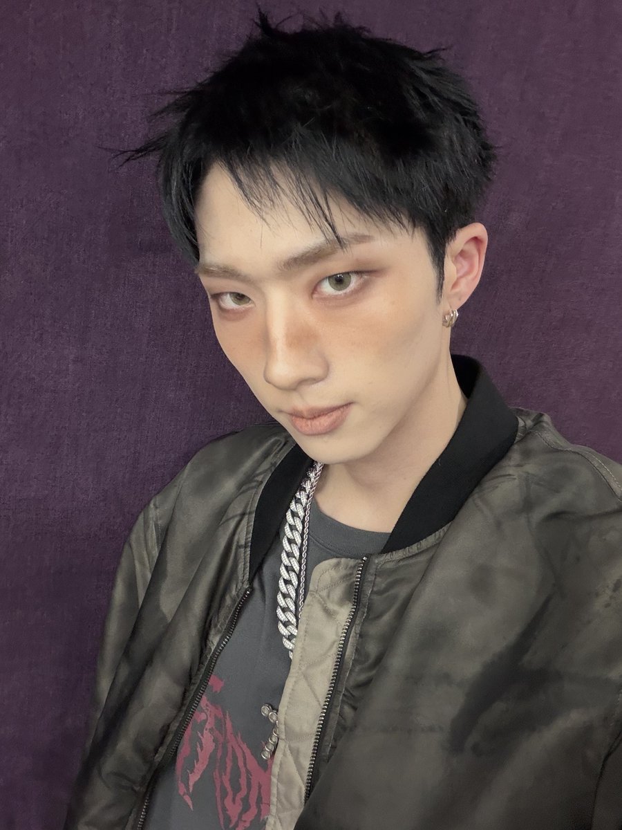 P1Harmony tweet media