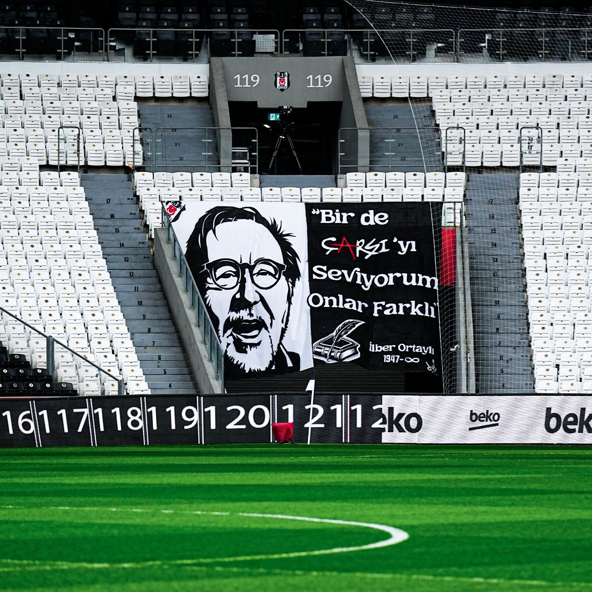 Pusholder tweet media