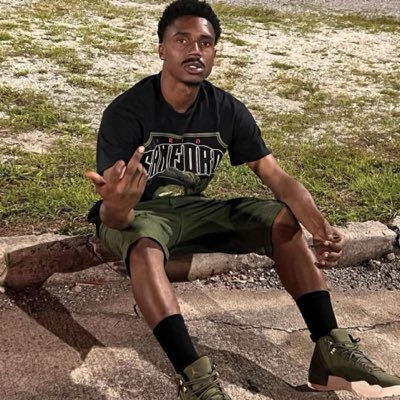 CockZilla29's tweet photo. #NewProfilePic https://t.co/Zq4QL3Ulgc