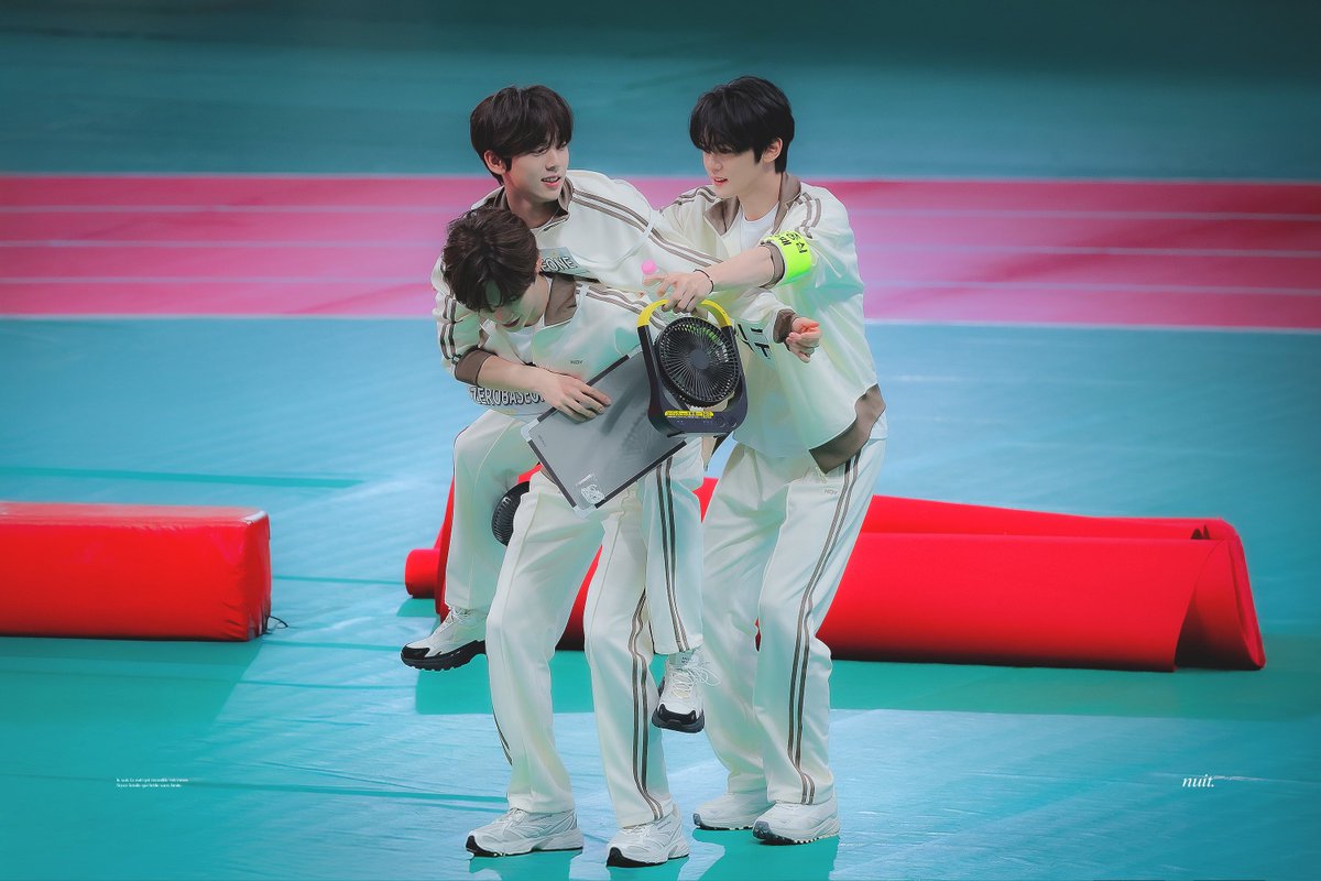 𝒏𝒖𝒊𝒕. tweet media