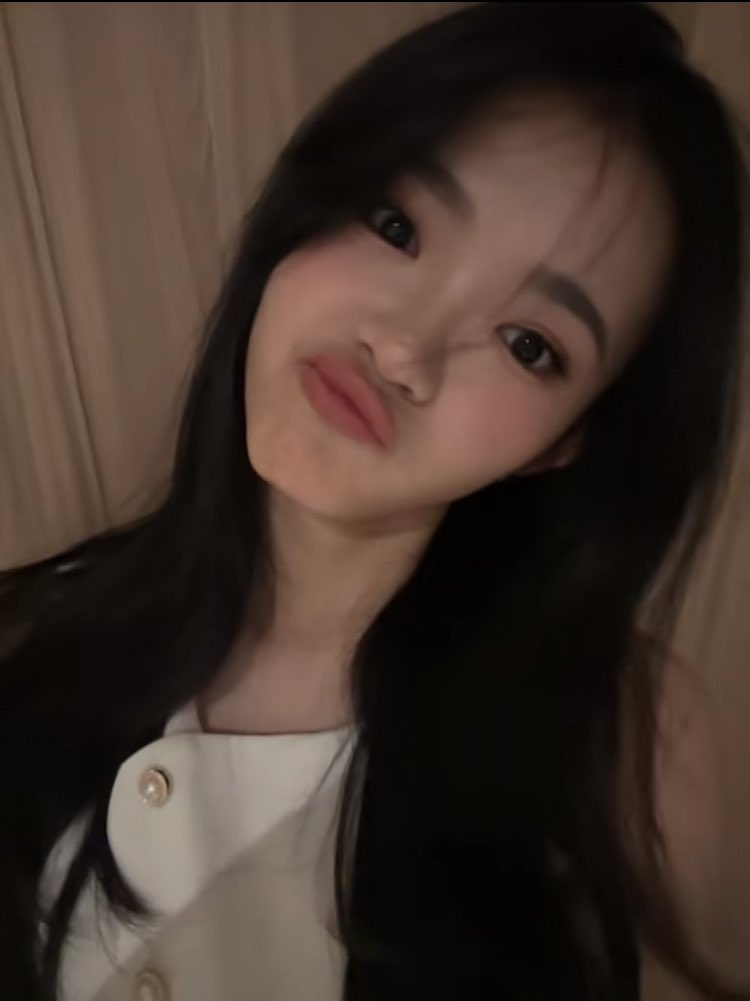 ForLoveliest's tweet photo. Bebeknya manyun 🤏🏻 https://t.co/BWYGczNHuI
