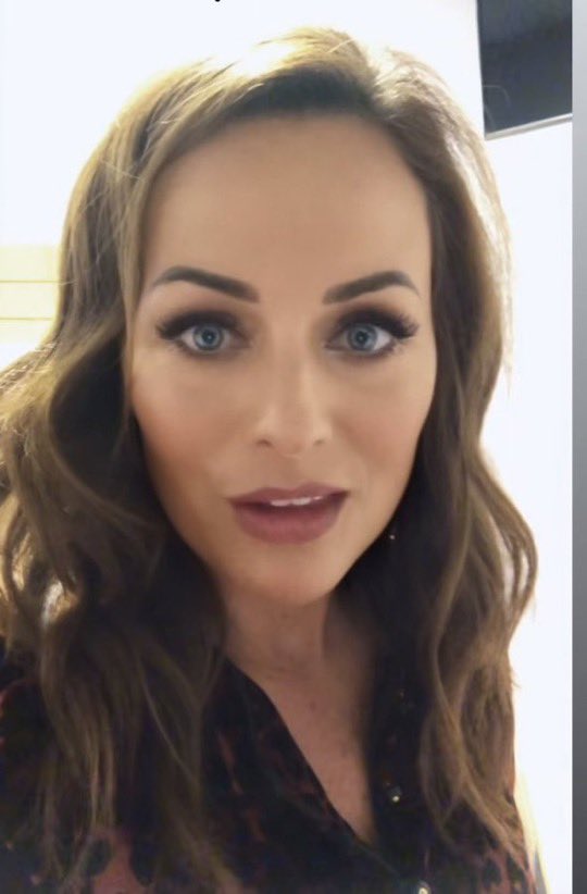 tv presenters tweet media