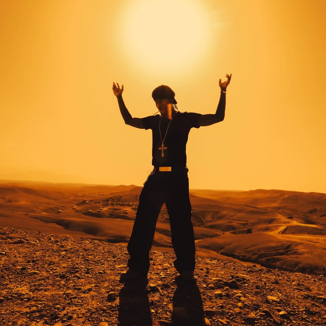 MASK 🎭 tweet media