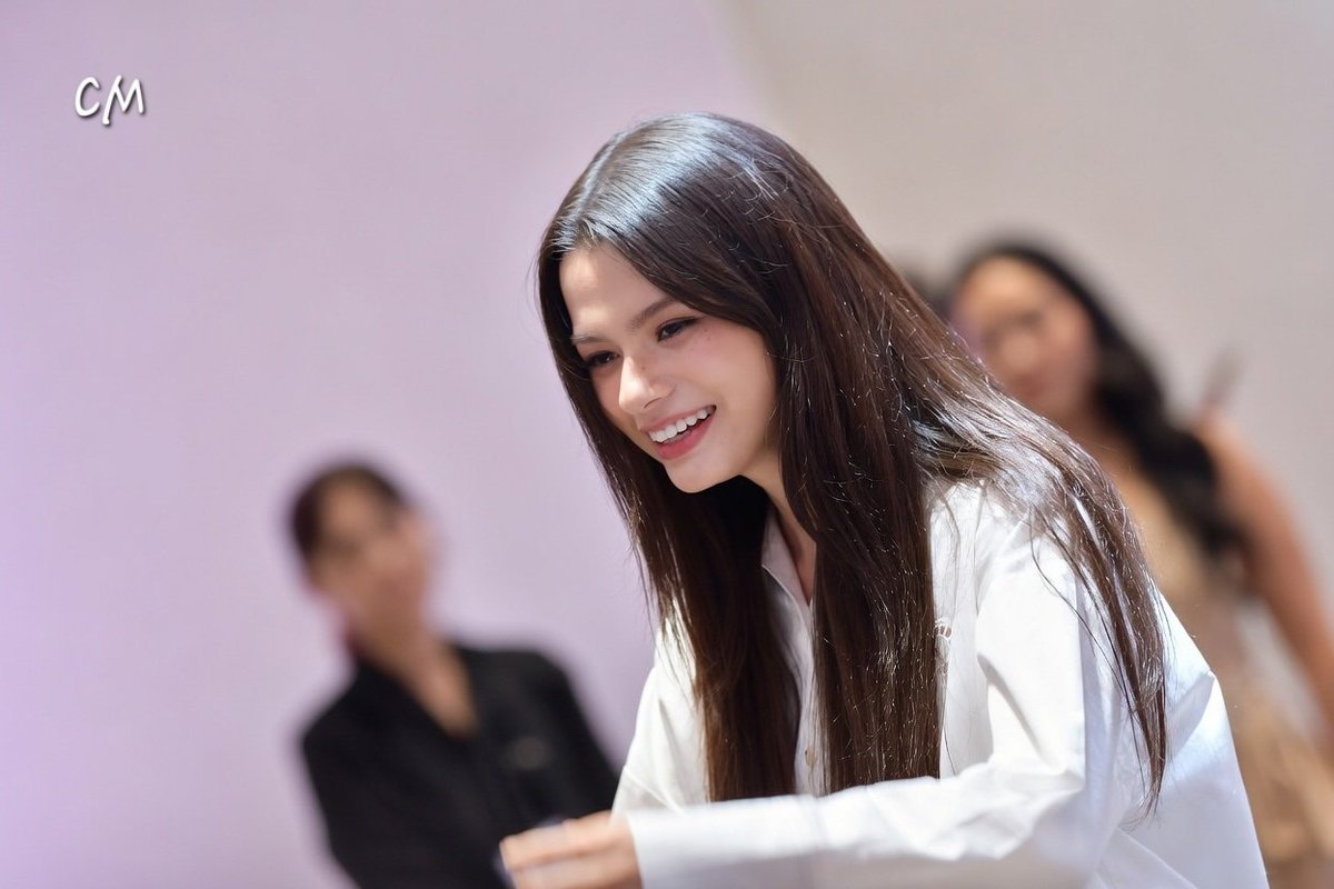 CM 🤍🪽 tweet media