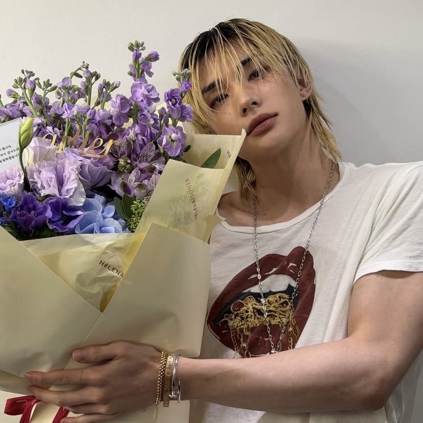 paborachagirl's tweet photo. 26 flores e seus significados — uma thread dedicada a hwang hyunjin https://t.co/miGM0FvSrK
