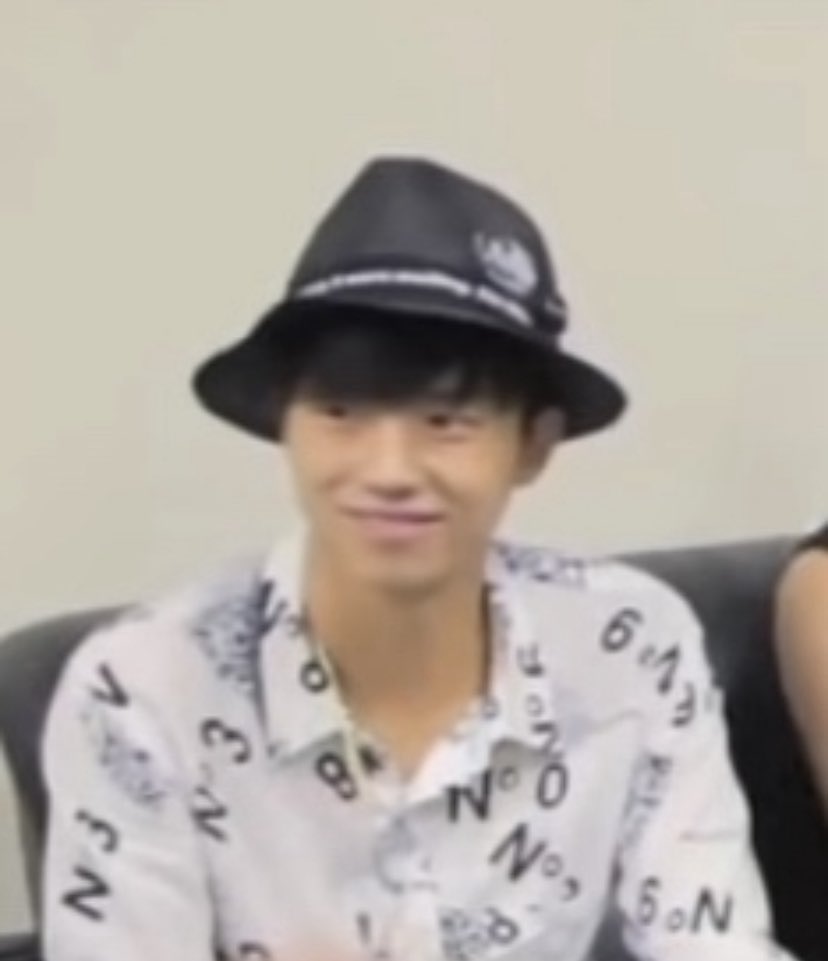 우영 (@o430_yes) on Twitter photo 