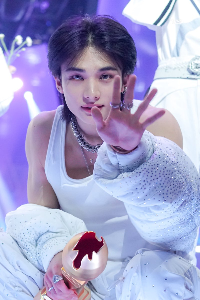 🥟HAPPY BIRTHDAY🥟

#HappyHyunjinDay
#현진아_너라는_계절을_사랑해
#HyunjinsCanvasOfLove
#StrayKids #스트레이키즈
#현진 #Hyunjin