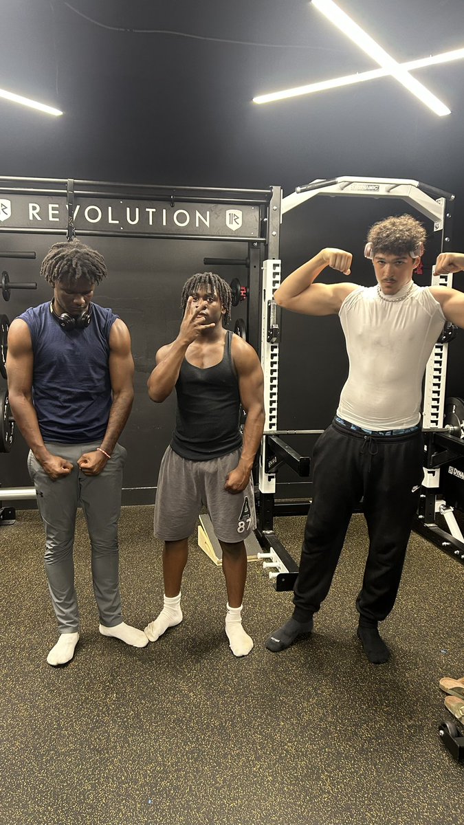 Jayvion(pop)maldon tweet media