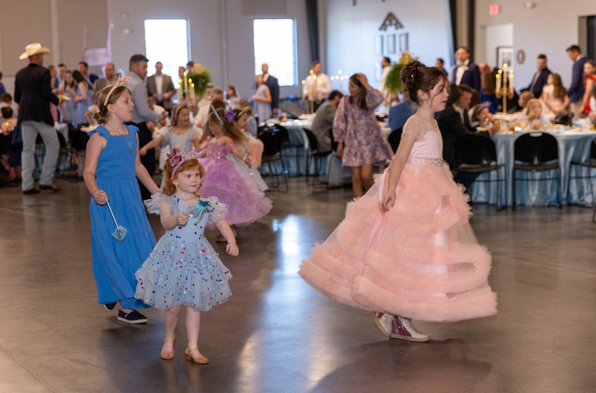 Prince Ave Christian tweet media